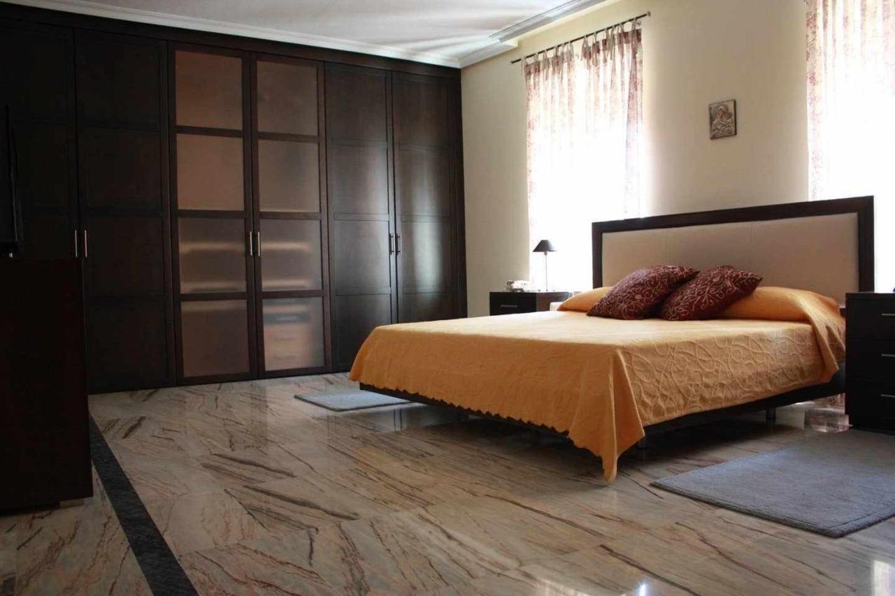 Appartement Plasencia Santa Ana Extérieur photo
