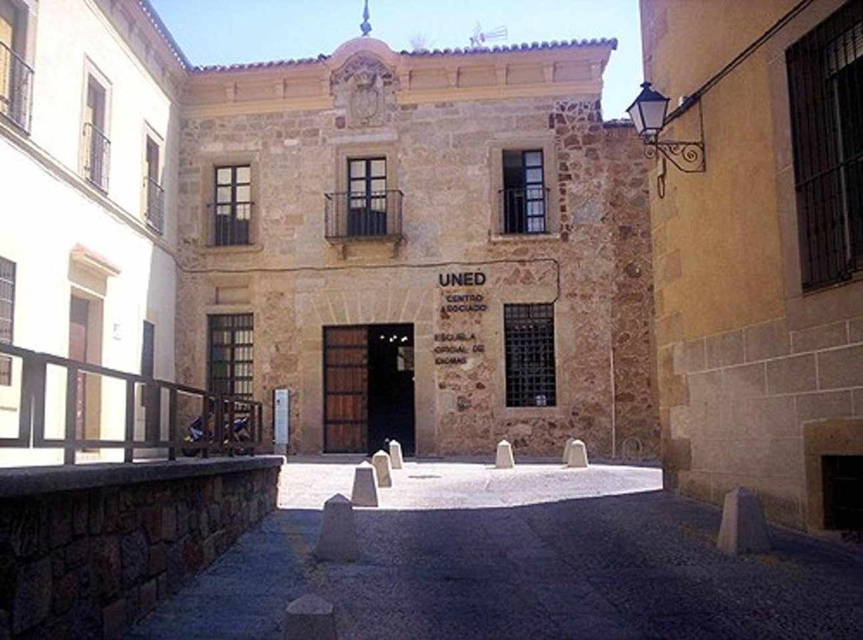 Appartement Plasencia Santa Ana Extérieur photo