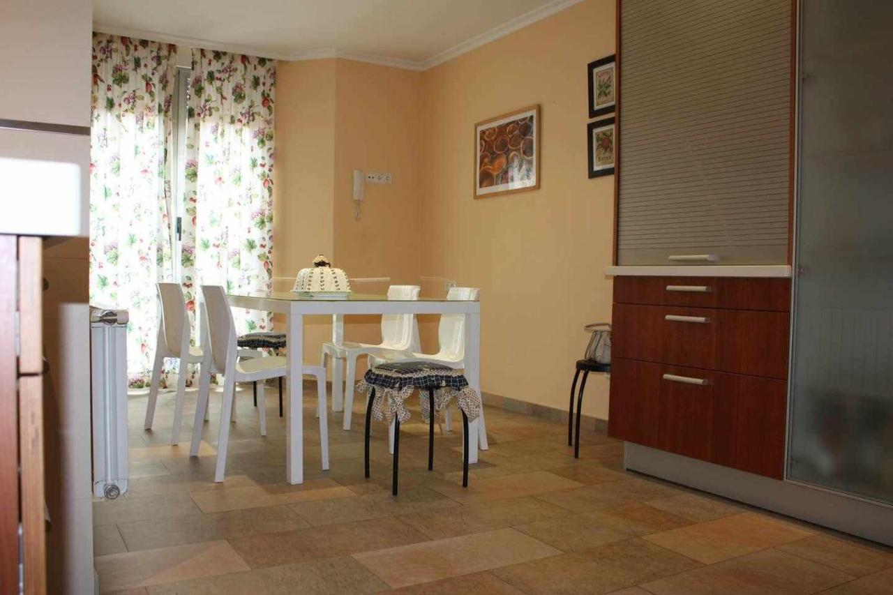 Appartement Plasencia Santa Ana Extérieur photo
