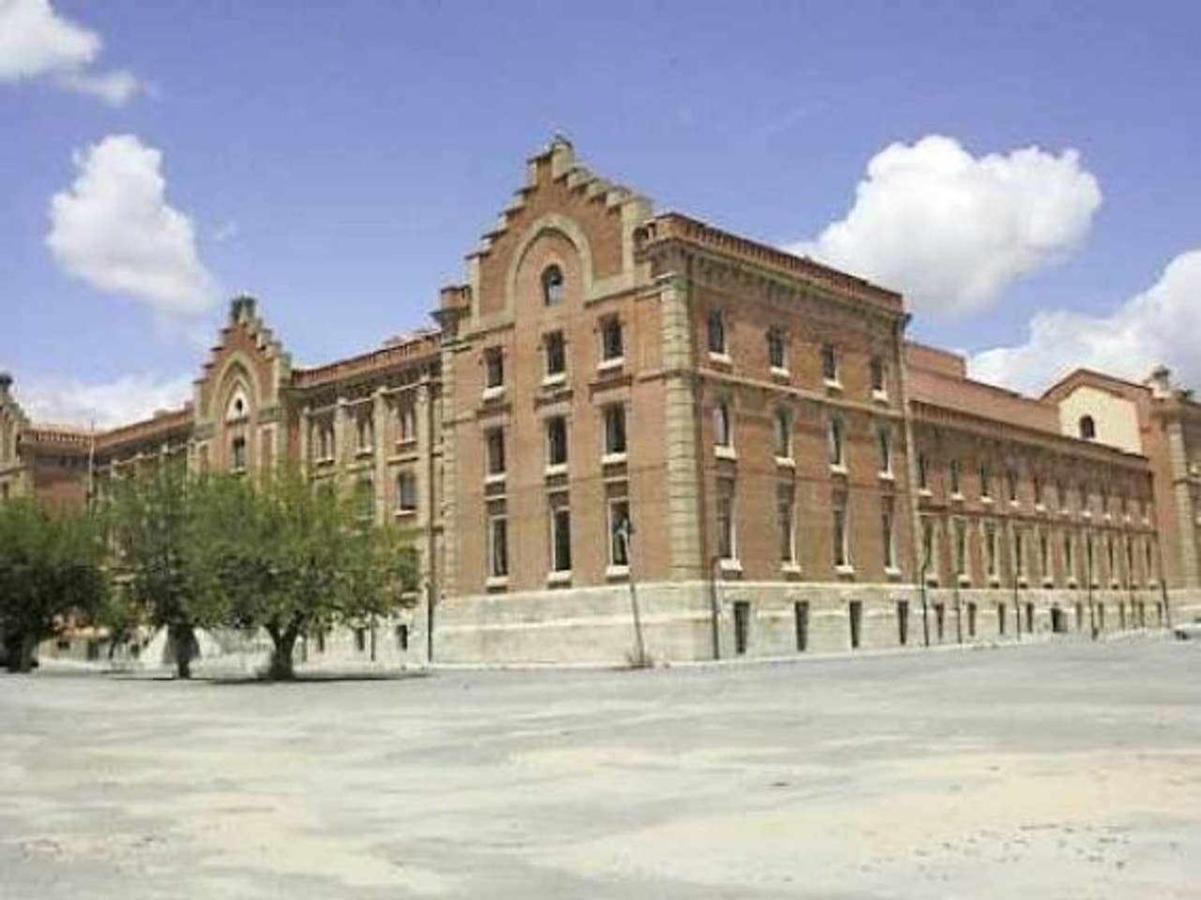 Appartement Plasencia Santa Ana Extérieur photo